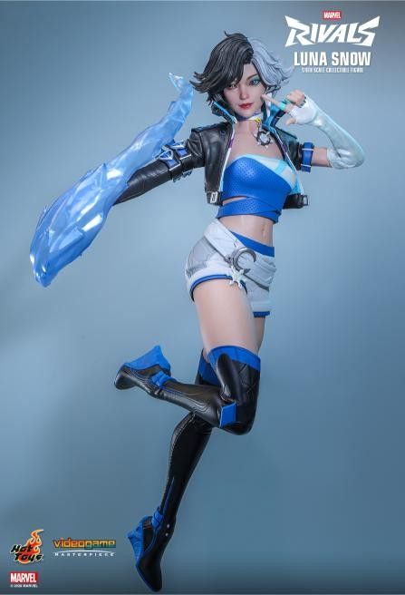 Luna Snow image 5