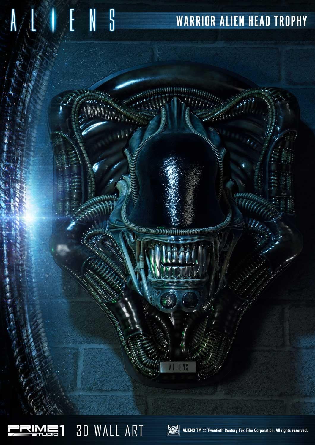 Aliens (Film) Alien Warrior Head Trophy image 1