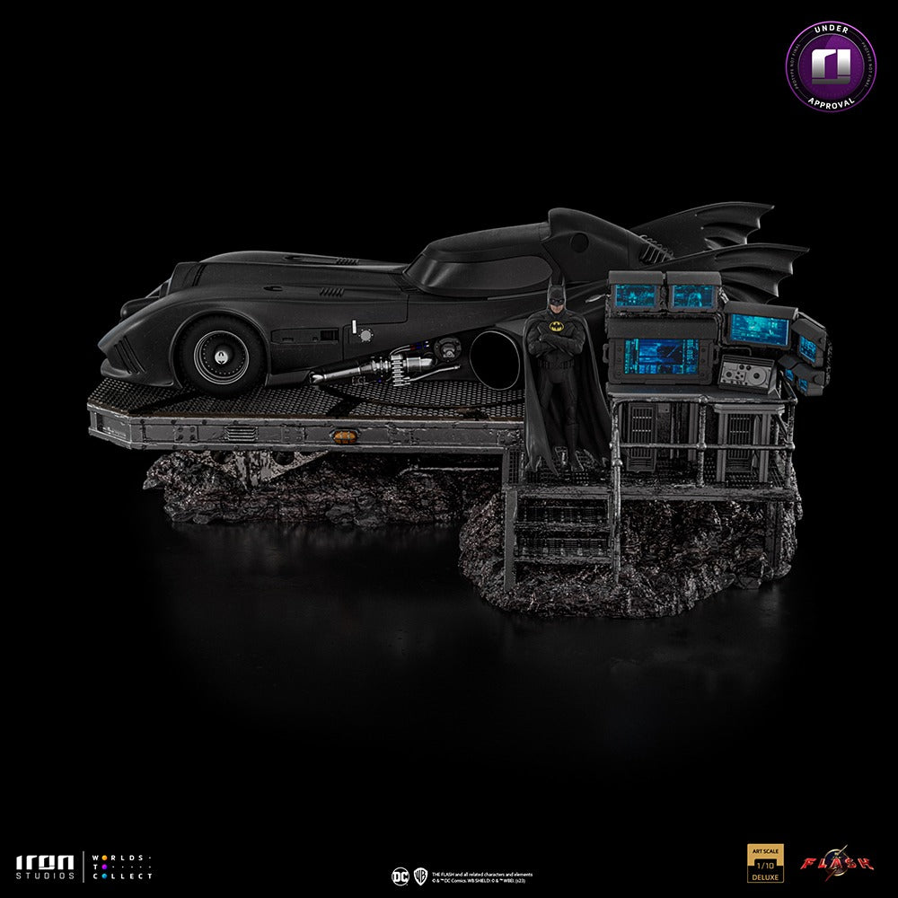 Batmobile Deluxe The Flash Movie image 4