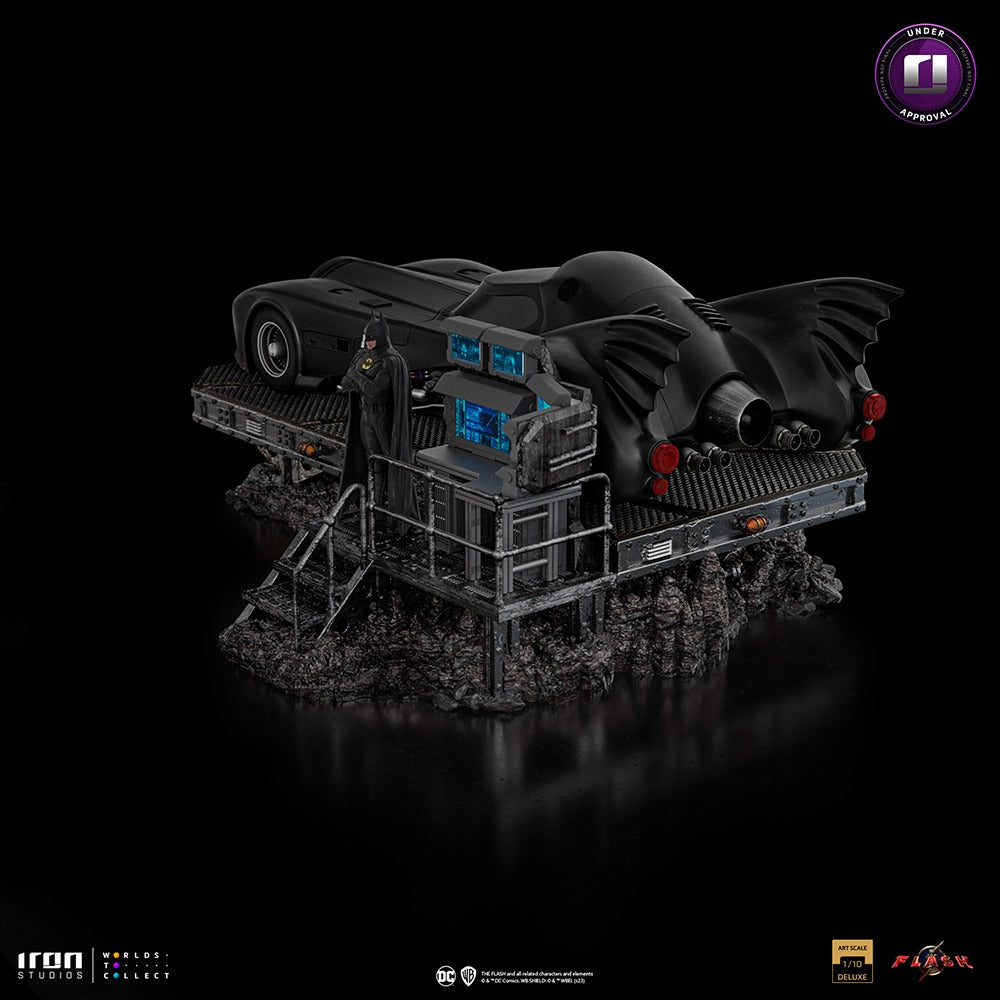 Batmobile Deluxe The Flash Movie image 5